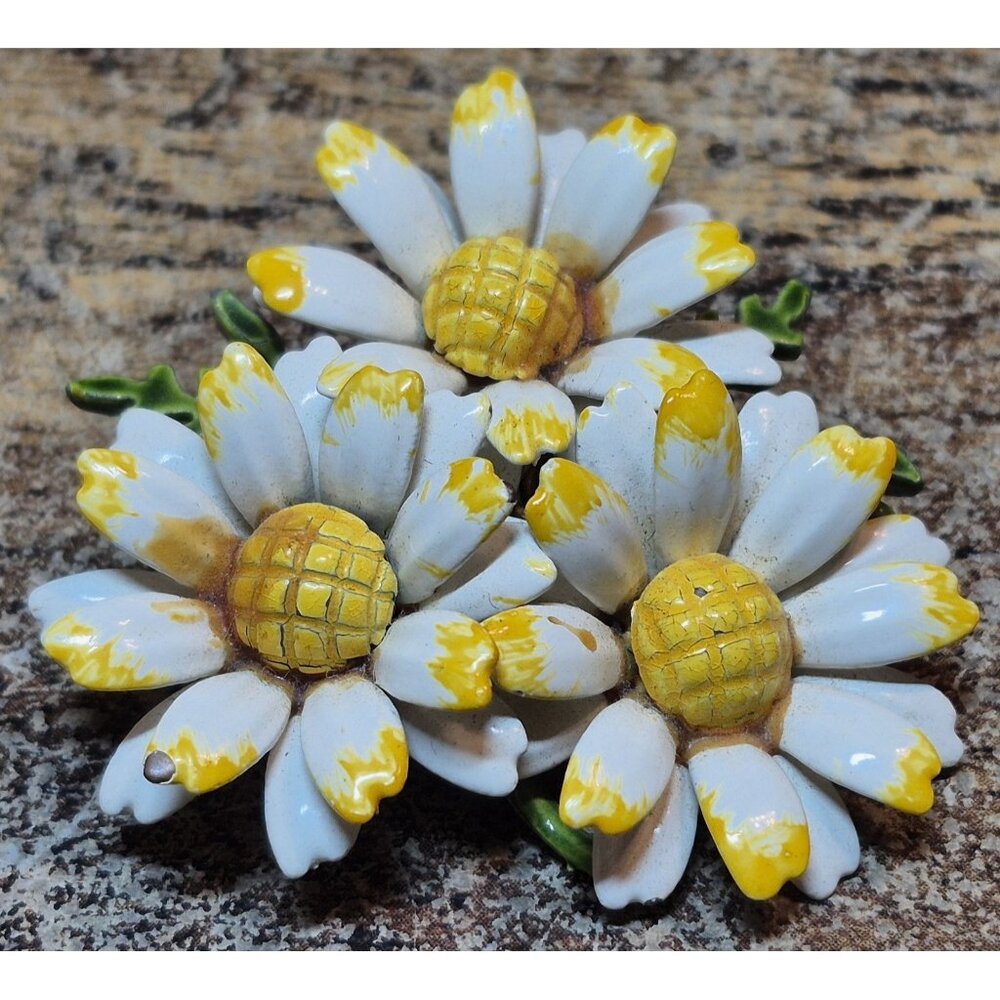 Vintage 1960s Enameled Daisies Brooch Mod Flower Power Summer Retro